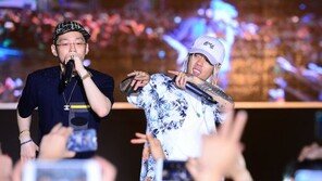 [포토] 더 콰이엇-도끼 ‘낙산 해수욕장은 우리가 접수한다!’