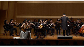 [리뷰] ‘악동뮤지션’ 비토, 카메라타 코리아를 만나다