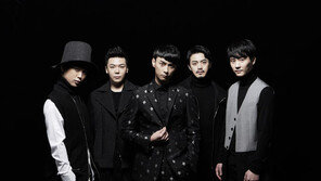 ‘버즈’ 인기…민경훈 후광효과?