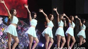 [동아포토]여자친구, 상큼발랄 무대