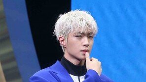 [동아포토]온앤오프 와이엇, 부드러운 카리스마