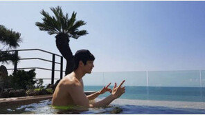 “조각 몸매, 심쿵”…조항리, 여심저격 바디라인