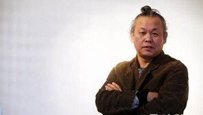 김기덕 직접해명 “부부싸움 장면 실연 보이는 과정서 생긴 일…책임지겠다”