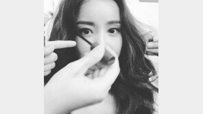 이시영, SNS 근황 공개…팬들 “너무 예뻐요”