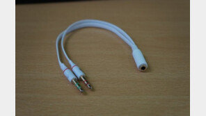 귀에 땀 차는 게이밍 헤드셋? 스마트폰용 이어폰으로 벗어나자!