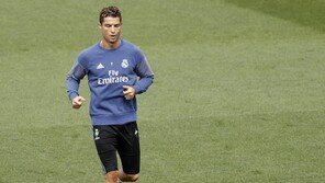 법정 출두 호날두, 또 이적설에 ‘불씨’