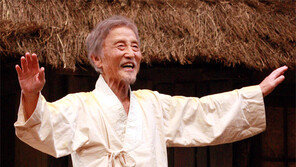 평균 78세… 4人의 ‘연극 청년’ 대학로 달군다