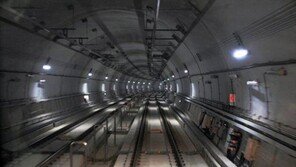 4호선 초지역, 사상사고 발생…현재 운행 지연