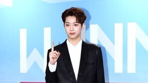 [동아포토]워너원 라이관린 ‘눈부신 막내 비주얼!’