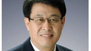 김광수 의원 수갑 채워 연행은 왜?…석연치 않은 상황 해명 요구 봇물