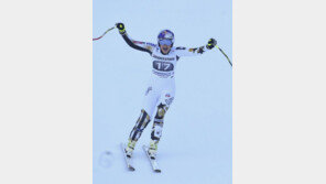 [평창이 부른다]10층 높이서 도약해 공중묘기 펼치는 ‘스노보드 빅에어’ 눈길 