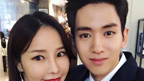 류필립 “비디오스타 방송 후 많은 축하”…미나와 ‘애정 뿜뿜’ 인증샷