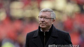 [취재파일] 한국축구가 퍼거슨을 이기는 법