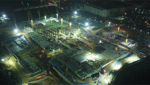 “반도체 호황기 놓치면 안돼”… 공장 신축 속도전