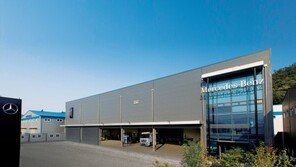 다임러트럭, 부산신항 상용차 서비스센터 오픈… 샤워실·수면실 갖춰