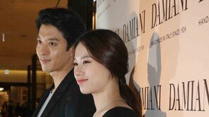 [동아포토]이동건-조윤희, 행복한 예비 부모