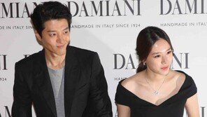 [화보]이동건-조윤희, 행복한 부부