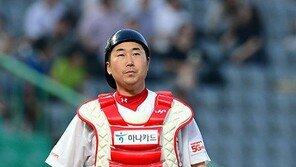 SK 힐만 감독, “이성우를 칭찬해”