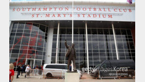 EPL 사우샘프턴마저 삼킨 ‘차이나 머니’
