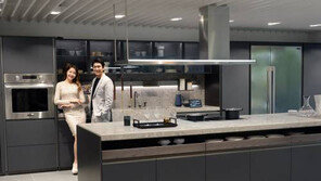 “빌트인 주방, 이제 가구가 아니라 가전입니다”