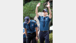 [동아포토]최시원-최강창민, 동반 제대