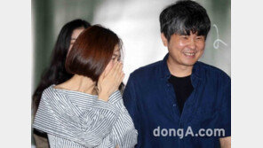 [동아포토]‘더 테이블’ 한예리-김종관, 화기애애