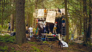 [책의 향기]숲속 오두막 짓고 사는 꿈, 현실이 된다면