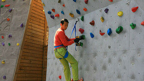 [열려라! 스포츠 Job] 손정준 소장 “동호인 수만 20만명…평생 운동으로 각광”   　