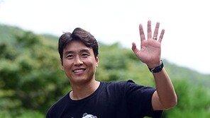 두 베테랑 이동국·염기훈…둘이 합쳐 72세, 본선? 할뚜이따아!