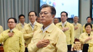 문재인 대통령, 美의원들 만나 “군사옵션땐 주한미군 생명도 위태”