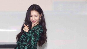 [동아포토]가시나로 돌아온 선미.. 빛나는 솔로