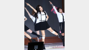 [동아포토]다이아 정채연 ‘상큼발랄 여고생 변신’