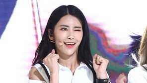 [동아포토]다이아 희현 ‘상큼 윙크~’