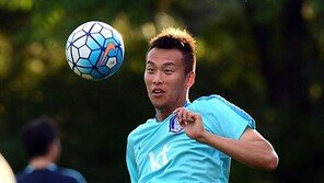 키만? 매운 ‘발맛’도 보여주마!…독기품은 ‘진격의 거인’