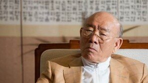 文대통령, 국방부 장관에 ‘전두환 신군부 광주 출격 대비’ 특별조사 지시