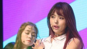 [동아포토]프리스틴 나영, 빛나는 ‘스쿨 아웃’