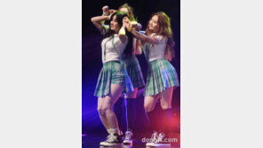 [동아포토]프리스틴, 상큼발랄 매력