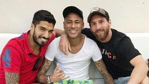 바르사 “네이마르, 보너스 내놔”