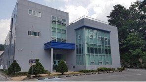 [중소·중견기업]‘무봉제 보호복 자동화설비’ 개발 세계 첫 도전