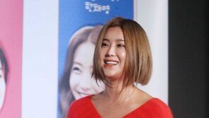 [동아포토]솔비, 레드카펫을 닮은 그녀