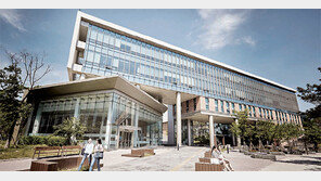 [2018 대입수시 필승전략]덕성여대, ‘논술 100% 전형’ 신설…총 8개 전형으로 815명 뽑아