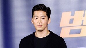 [동아포토]윤계상 ‘머리 잘랐어요’