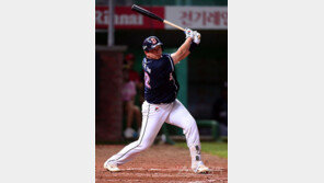 ‘예비엔트리 승선’ 두산 김민혁 “좌타 안 하길 잘 했어요”