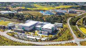 [지금 내고향에선]‘광주 그늘’에 가린 화순군, 아시아 백신산업 메카를 꿈꾸다