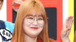 [동아포토]양띵 ‘코딩TV에서 만나요~’