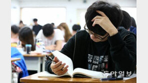 수능 개편 1년 유예…학생 74% “전과목 상대평가”