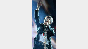 ‘서태지와 아들들’의 파워풀한 시간여행