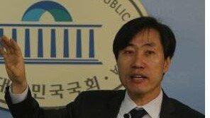 하태경 “추미애, 靑·여당 간 불협화음 초래하는 발목대표”