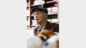 ‘즐거운 사라’ 무슨 내용? “경건주의 유지하려 애쓰는 문학에 반발”