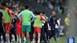 [여기는 타슈켄트] 보여준게 없는 ‘신의 축구’ 축배보다 반성이 먼저다
